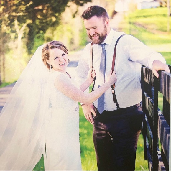 Meet your Posher, Megan - Picture 3 of 9